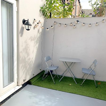 Large House Near Anfield & Liverpool Town المظهر الخارجي الصورة
