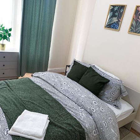 Large House Near Anfield & Liverpool Town المظهر الخارجي الصورة