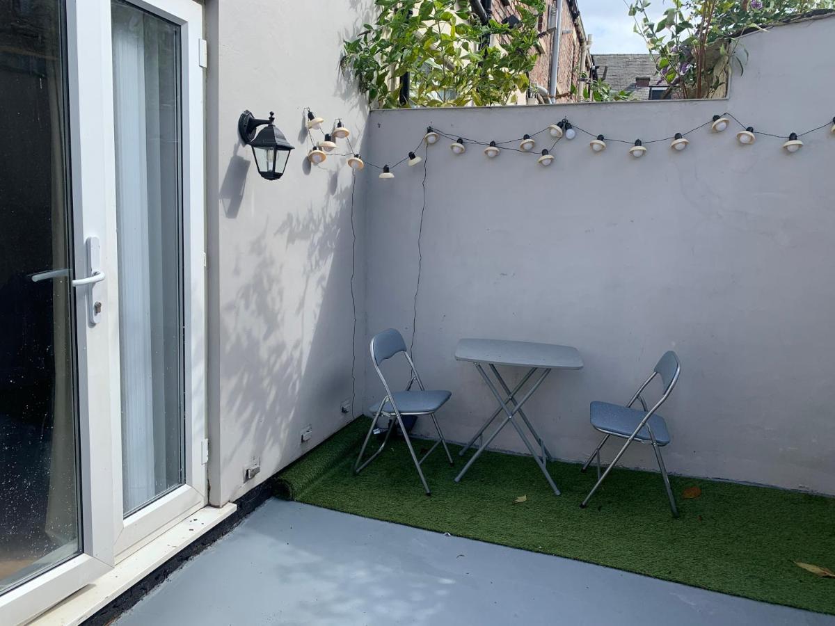 Large House Near Anfield & Liverpool Town المظهر الخارجي الصورة